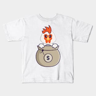 Cute chicken playing in money bag. Kids T-Shirt